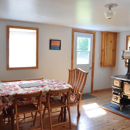 Breton Cove Farmhouse Casa de hóspedes Indian Brook Exterior foto